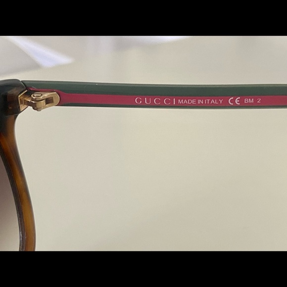 Gucci Women’s Sunglasses main image 7